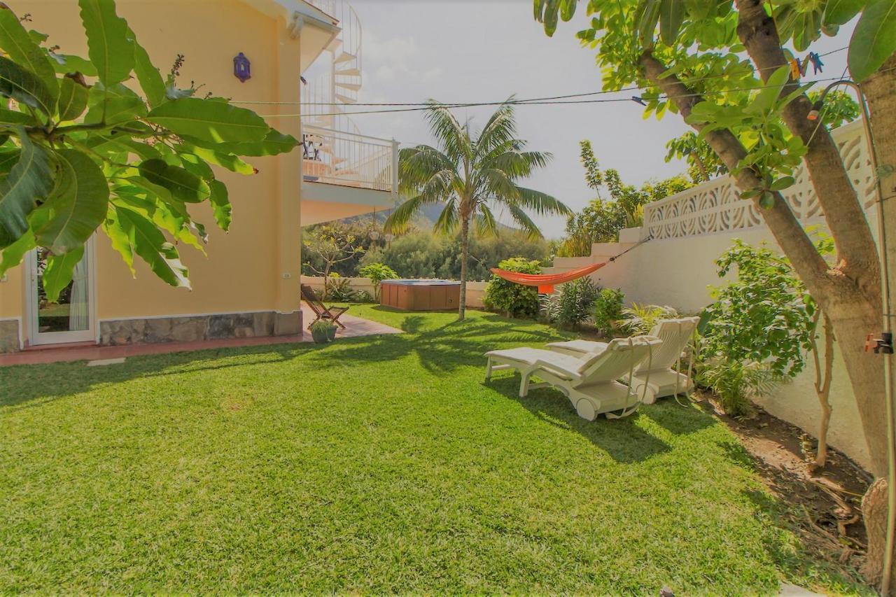Villa In Protected Space In Front Of The Sea Los Realejos Ngoại thất bức ảnh